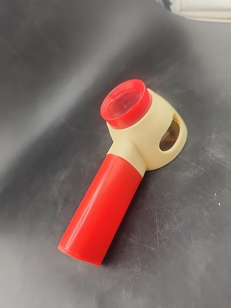 Vintage,COMFORTABLE HIGH MAGNIFICATION CORDLESS LENS