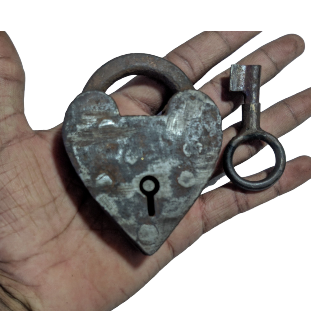 1850's Old Antique Solid Strong Heavy Iron Unique Heart Shape Lock & Key