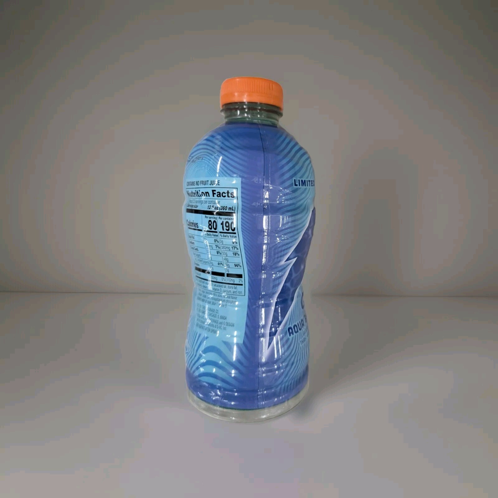 Gatorade Aqua Blast Thirst Quencher Limited Edition 28oz Bottle Unopened