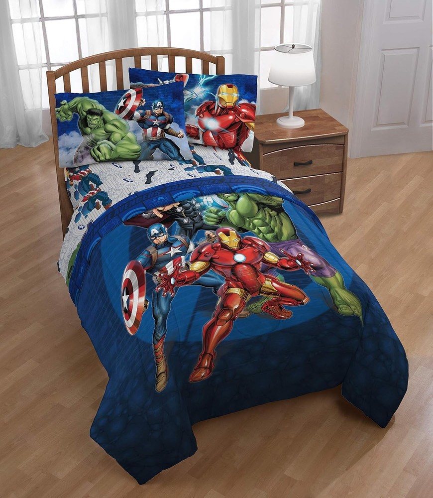 Marvel Avengers Blue Circle 5 Piece Full Bed Set - Includes Full,