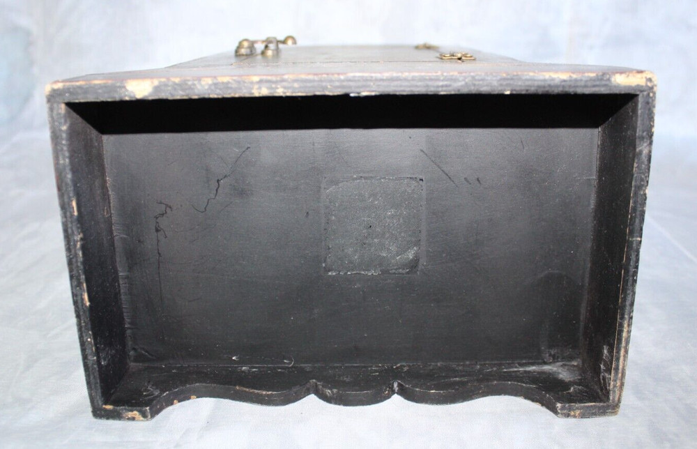 Three Hands Corp. Mantel Clock Style Clock WORKS!