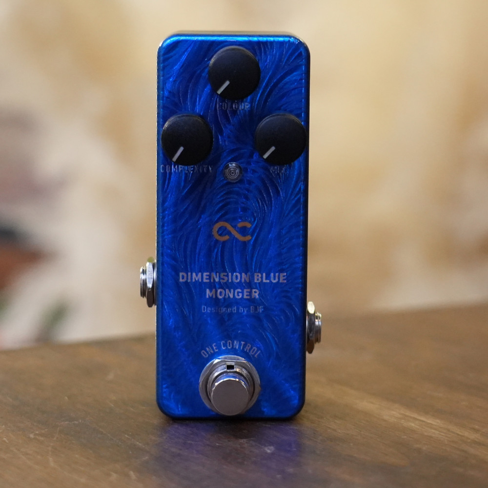 One Control Dimension Blue Monger Modulation Guitar Effector
