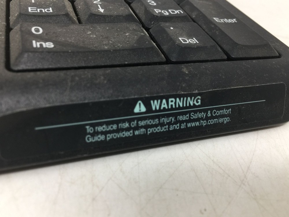 HP BLACK CORDED COMPUTER KEYBOARD