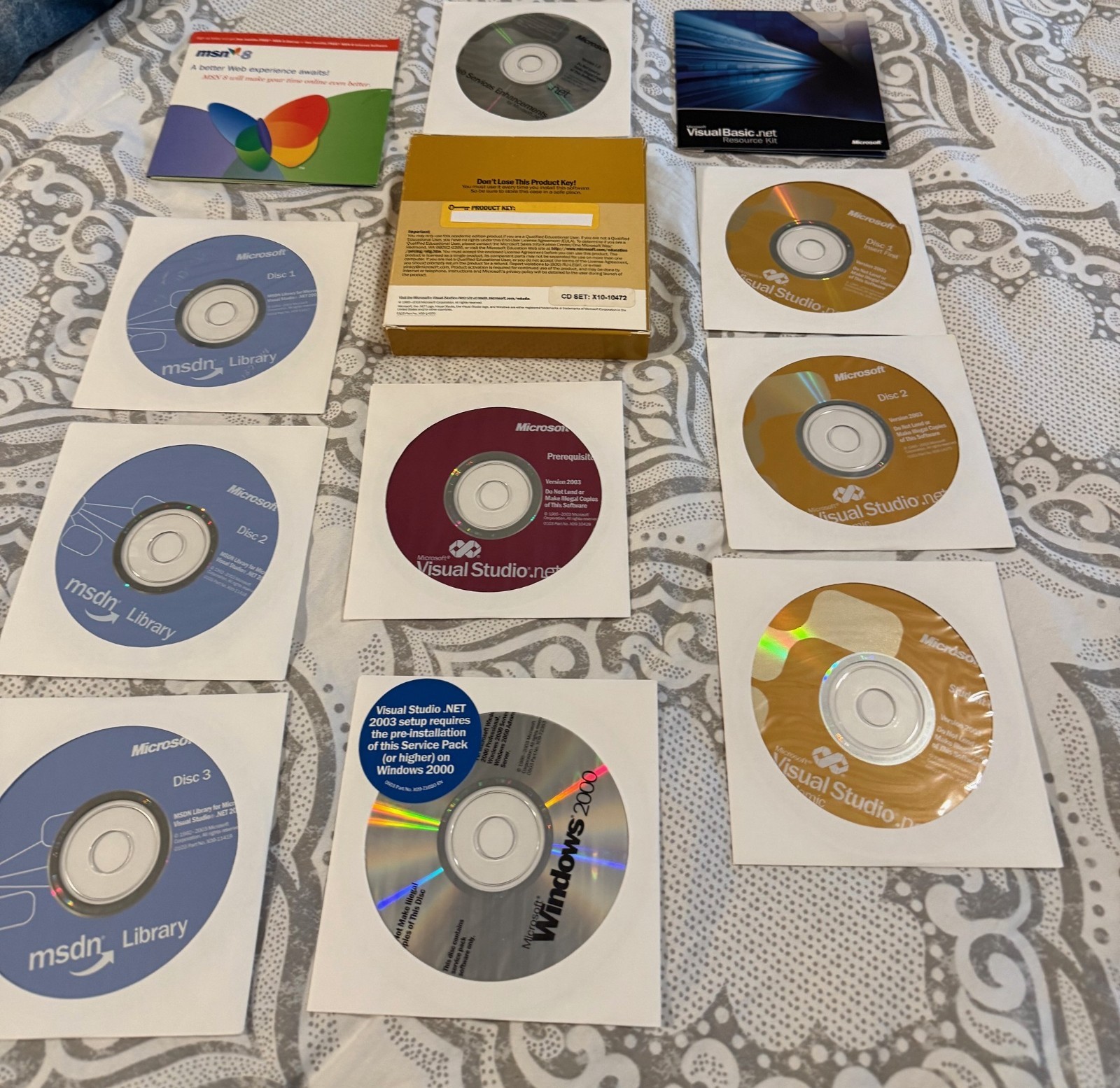 MICROSOFT VISUAL STUDIO.NET ACADEMIC, VERSION 2003 10 CD w/Product Key VG