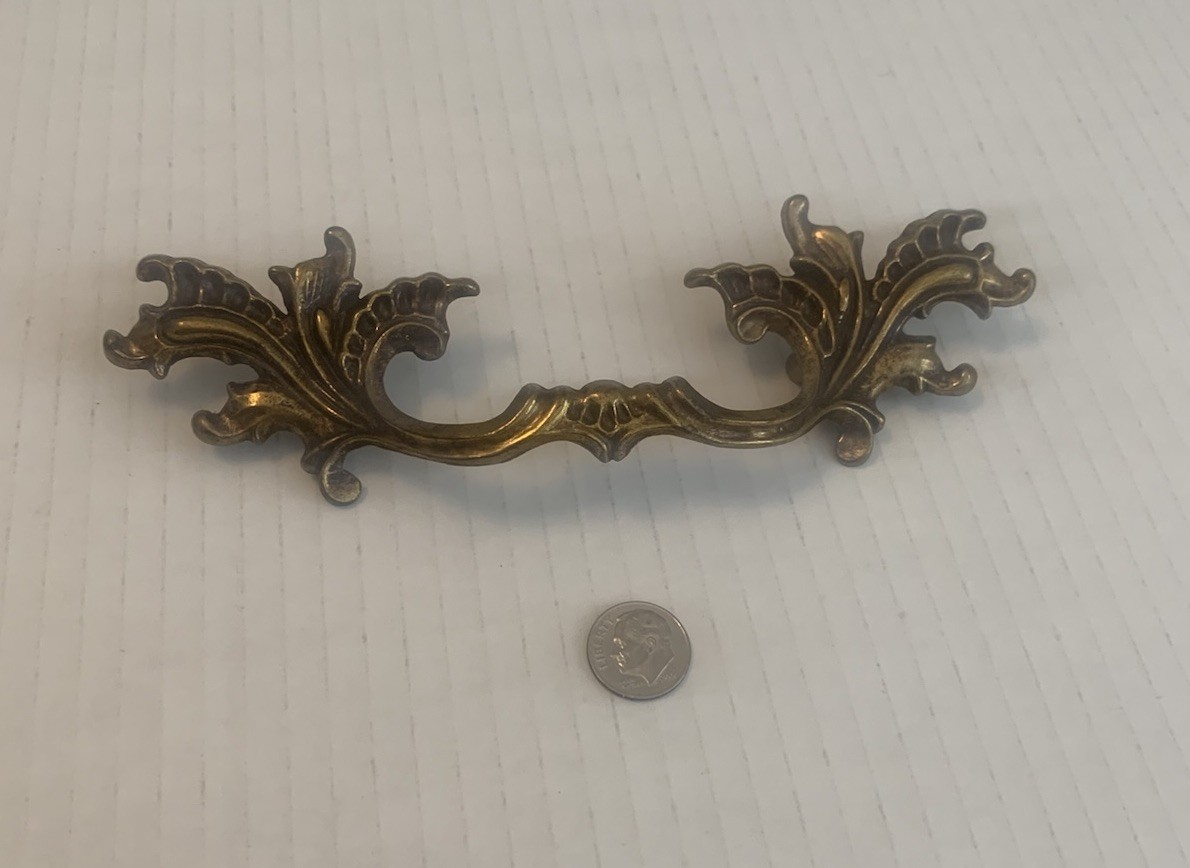 Vintage French Provincial Leaf Drawer Pull Handle No Screws