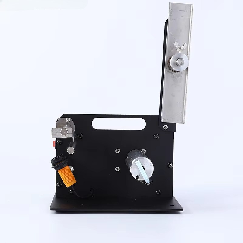 Label peeling machine, adhesive paper label tearing machine