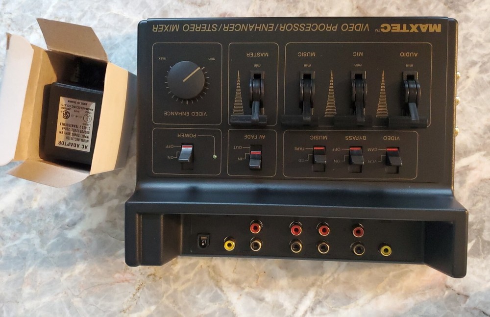 VINTAGE MAXTEC AUDIO/VIDEO PROCESSOR Enhacer Stereo Mixer