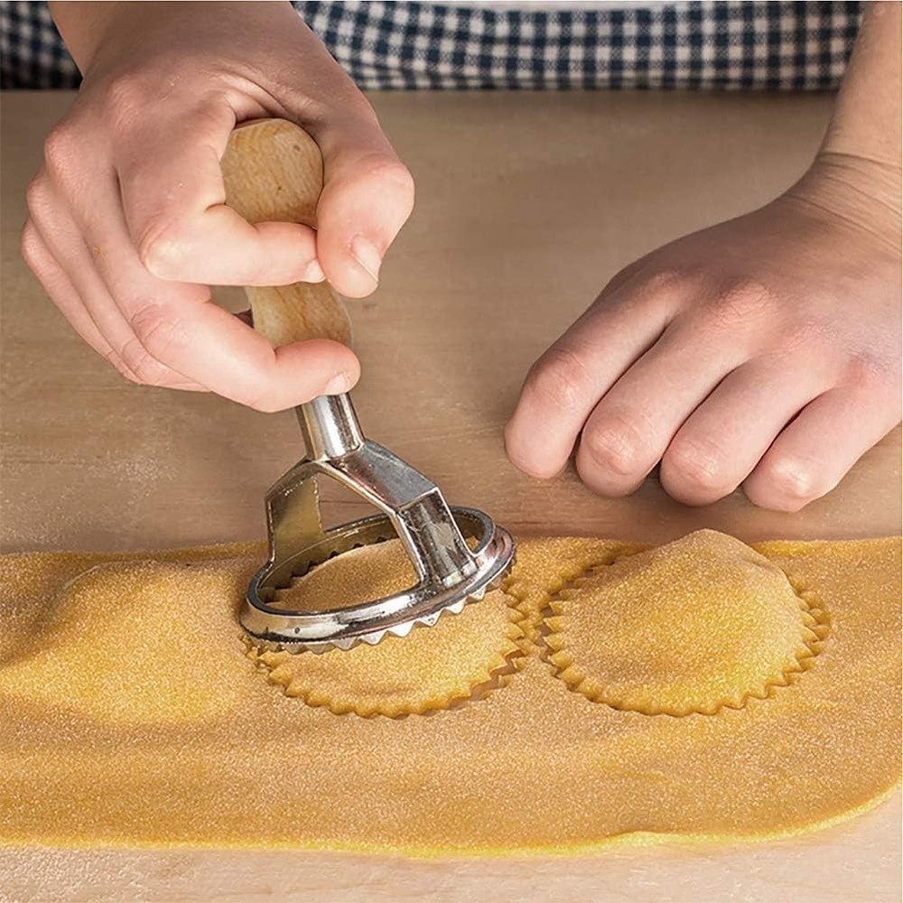 Manual Ravioli Maker Kit: Round, Square & Roller Wheel for Authentic Pasta