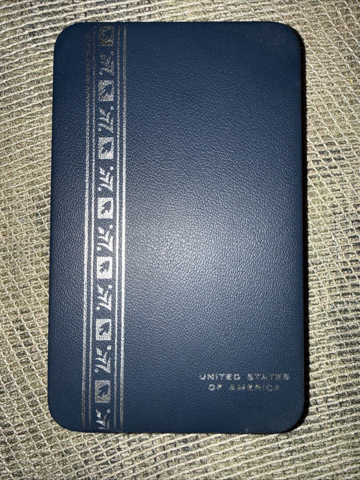 USAF Distinguished Flying Cross Medal with Coffin Case -medal & case only