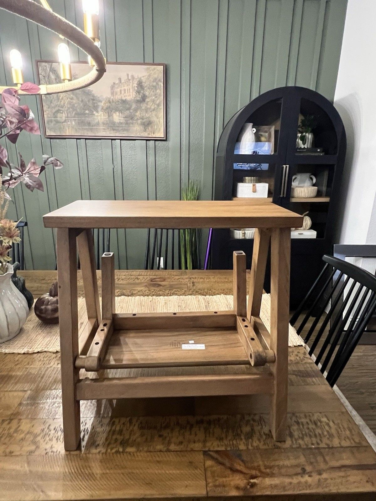 RARE VIRAL 18" Wood Kitchen Step Stool-Aged Oak Hearth & Hand with Magnolia NEW