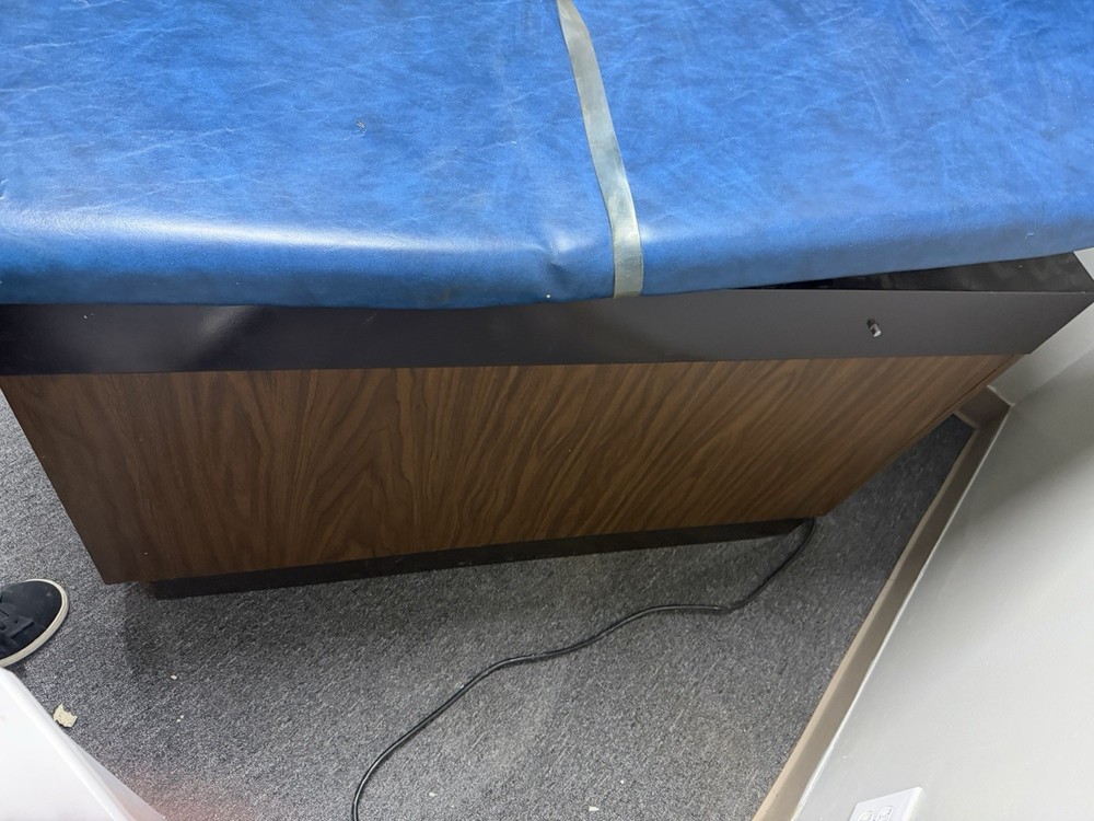 Midmark Ritter 104 Exam Table, Blue/Beige