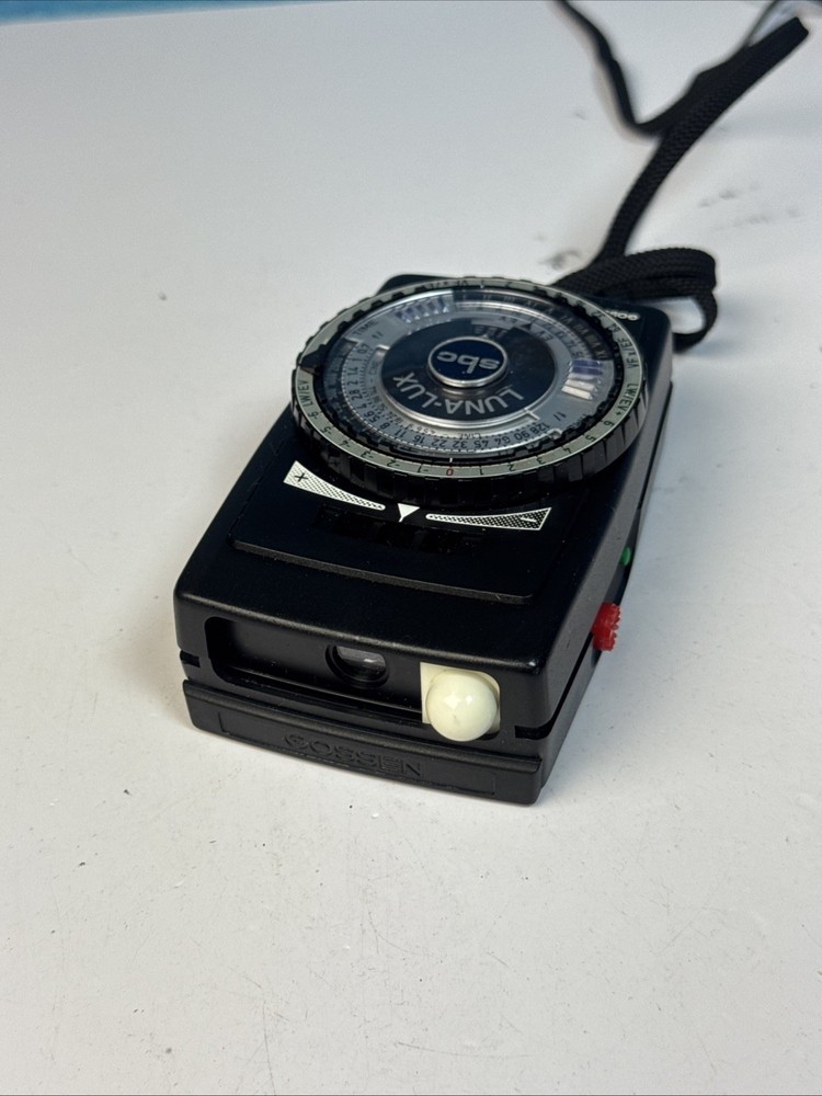 Gossen Luna-lux Meter (E20)