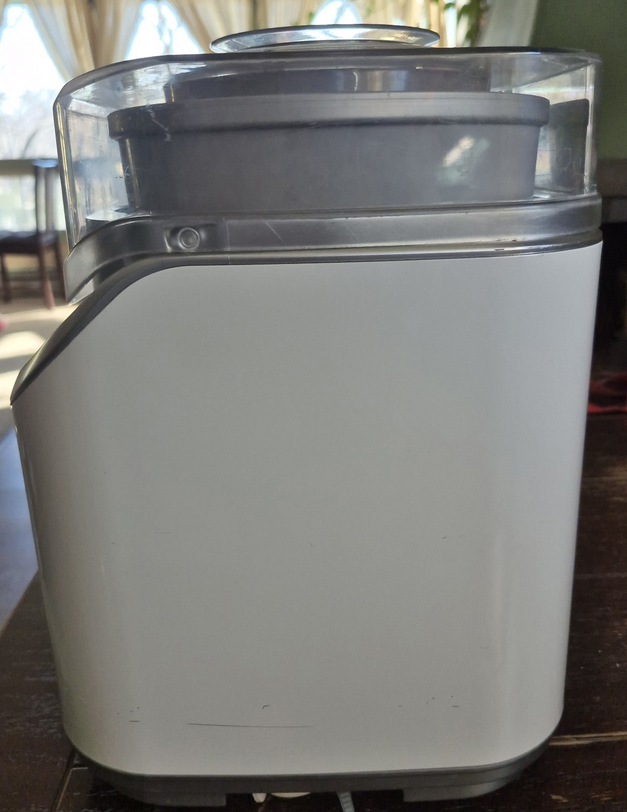 Cuisinart ICE-60w Silver White Gelateria Gourmet Electric Ice Cream Maker