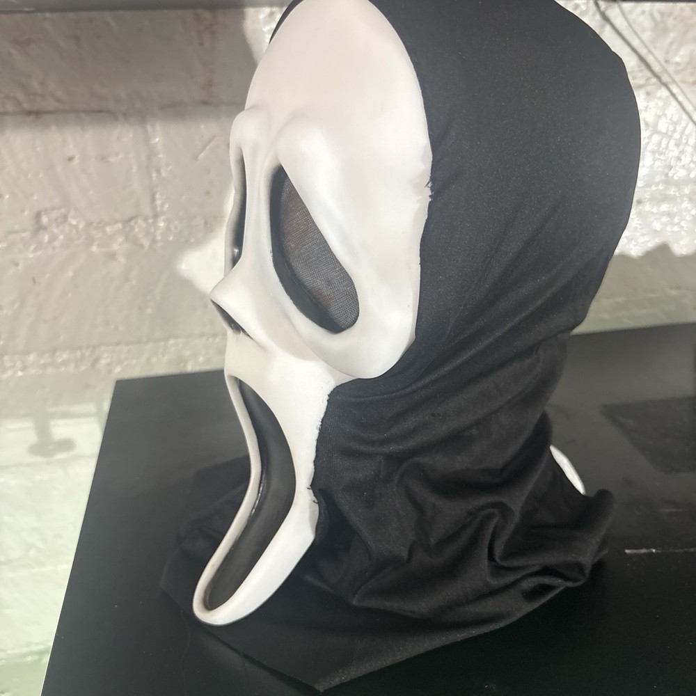 gen 1 ghostface mask replica