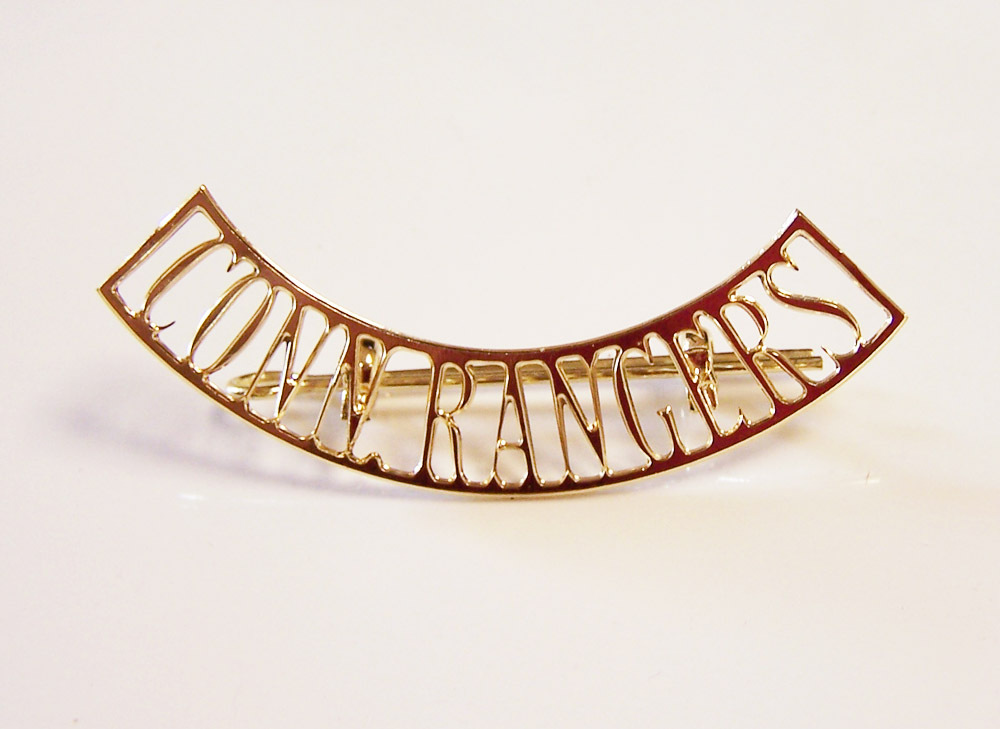 Connaught Rangers Metal Shoulder Title WW 1 with slide x1