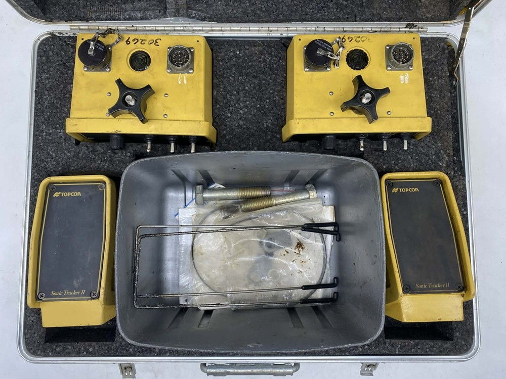 TOPCON SYSTEM FOUR 9254 Control Boxes, SONIC TRACKER II 9142 w/ Case ST2, 4