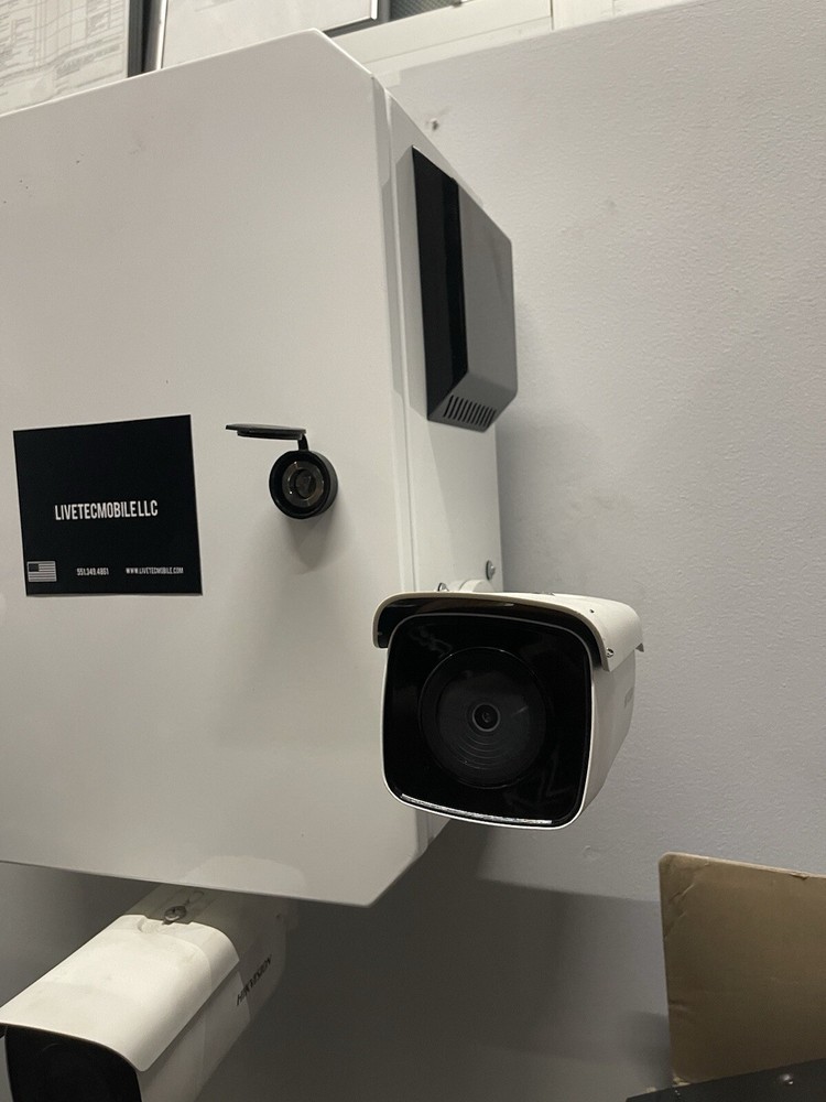 Construction Camera Mobile Surveillance Camera LIVETECMOBILE Plug & Play System