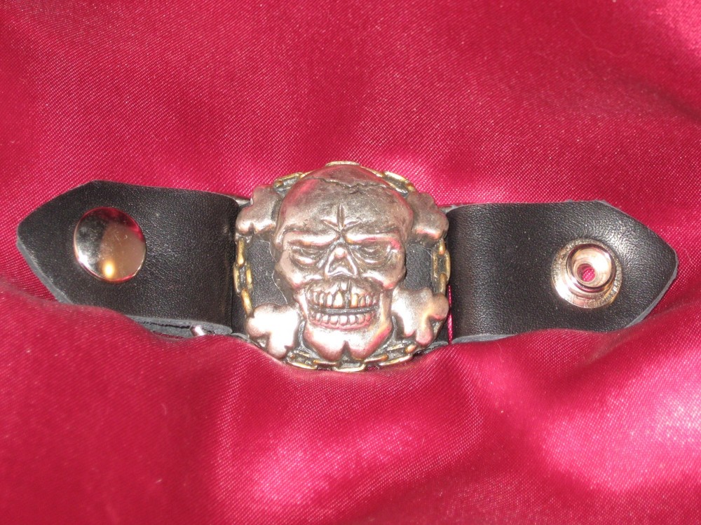 Handcrafted Short Leather Design Vest Extender "Skull with Chain" Leather/Loop