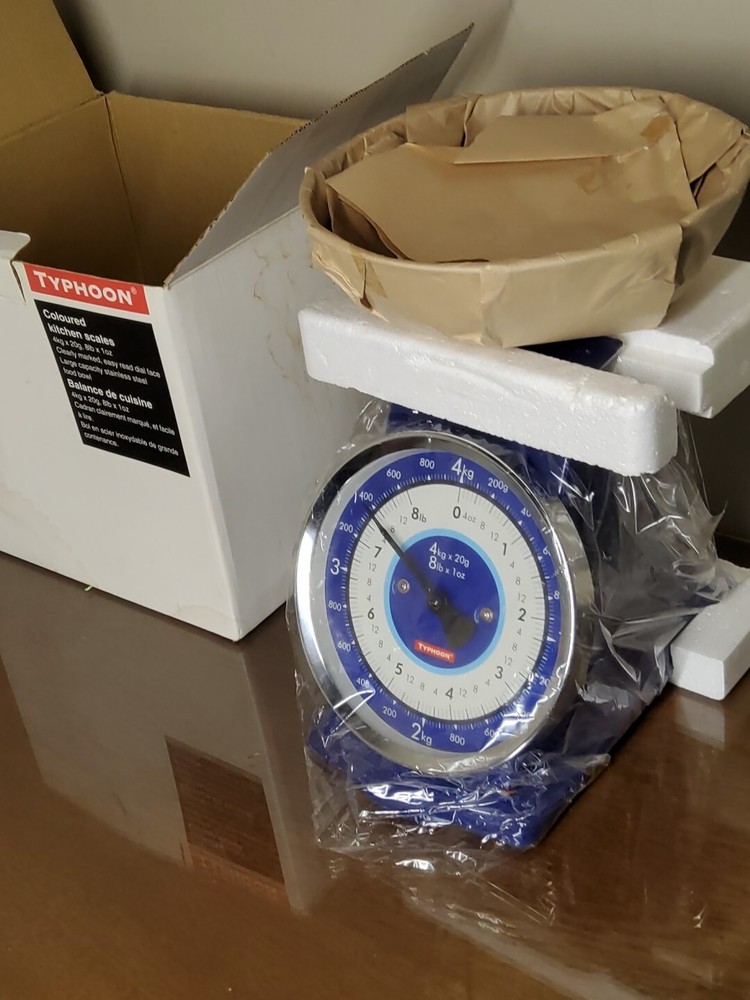 Typhoon Living Mechanical Kitchen Scale (Blue)