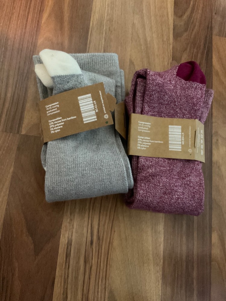 wellow compression socks large set of 2