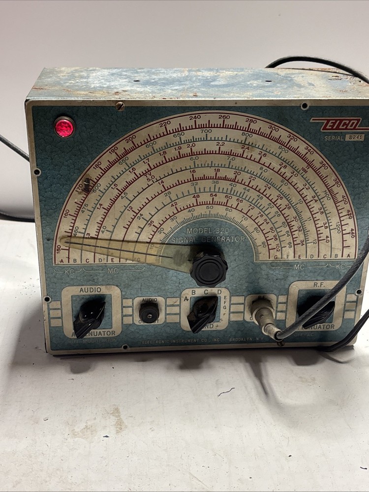Vintage EICO Model 320 Sweep Signal Generator