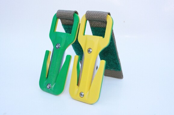 EEZYCUT Trilobite Webbing and Line Knife - Flexi Mounted