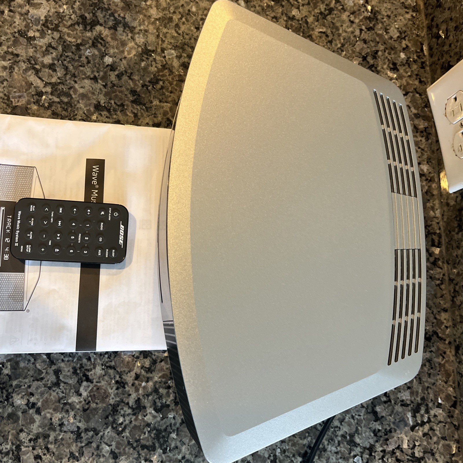 Bose Wave Music System IV Stereo CD Player SoundTouch w/controller System Silver