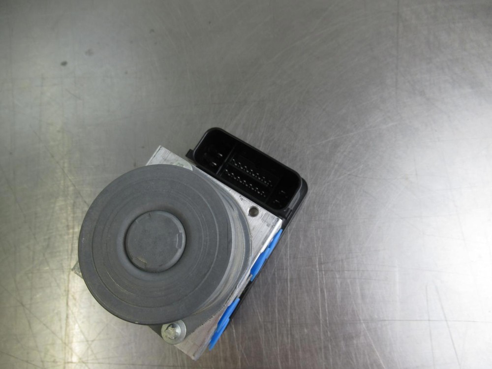 EB1407 2019 19 KTM SMC R 690 ABS MODULE