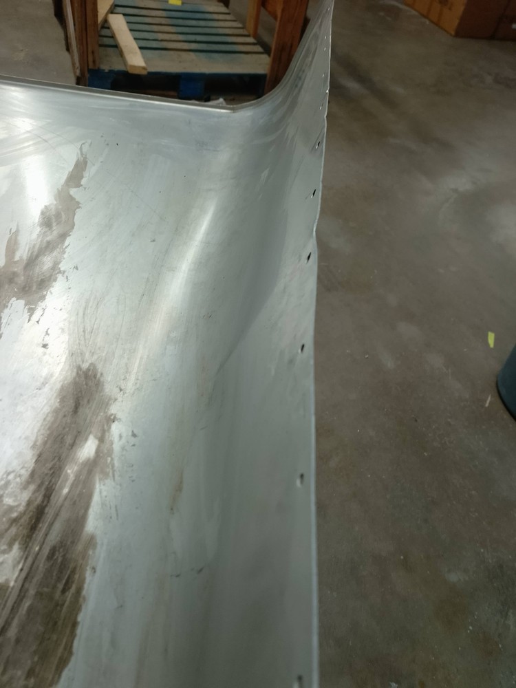 DAMAGED Peterbilt 379 Extended Hood Top Panel - Right
