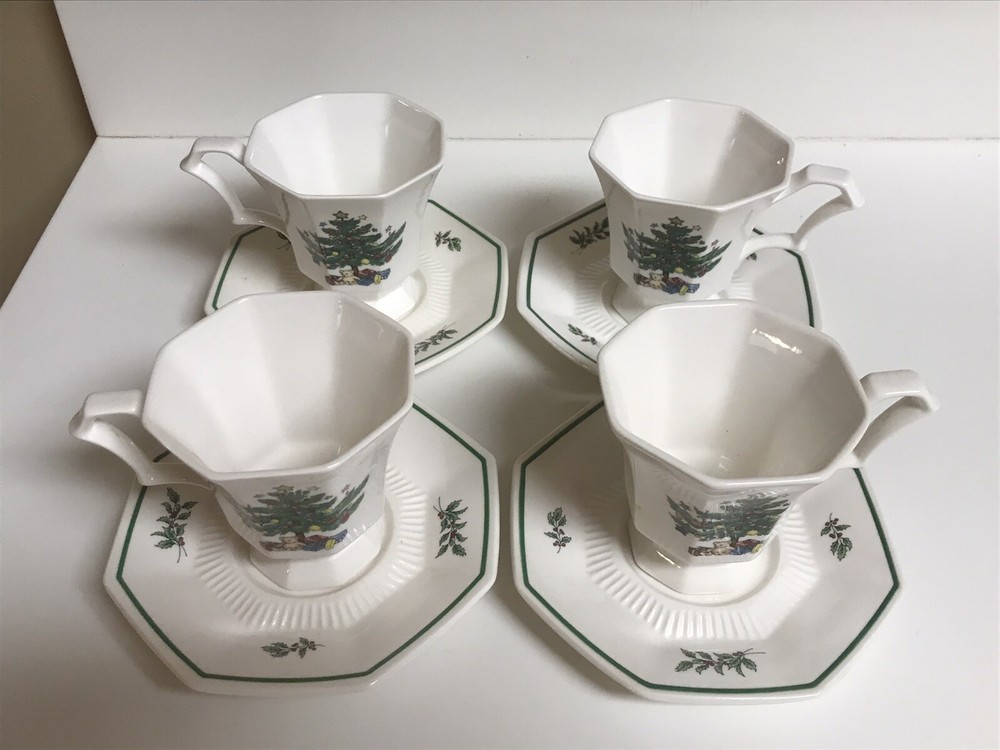 Nikko Christmastime Octagonal Cups and Saucers