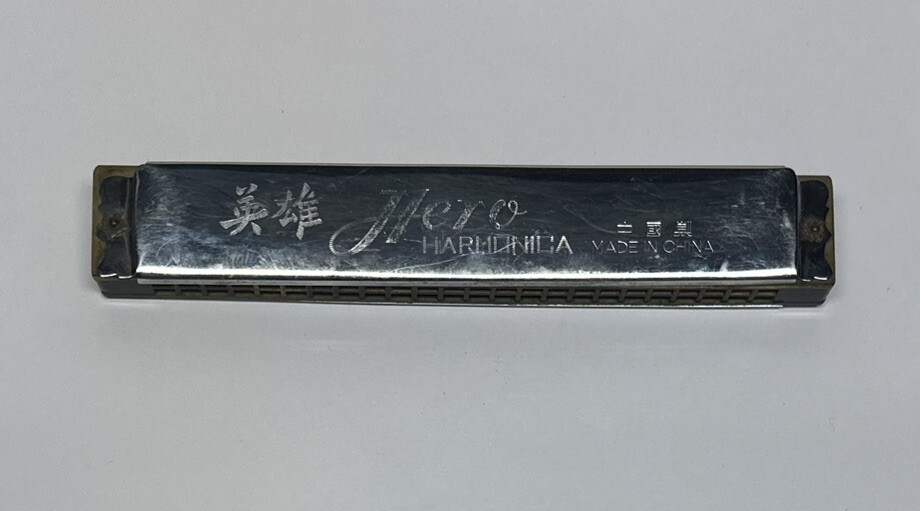 Vintage Hero Harmonica