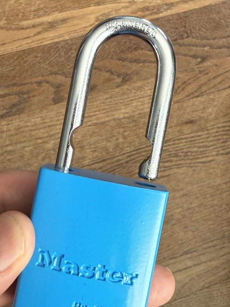 Master Lock Pro-series New , Blue