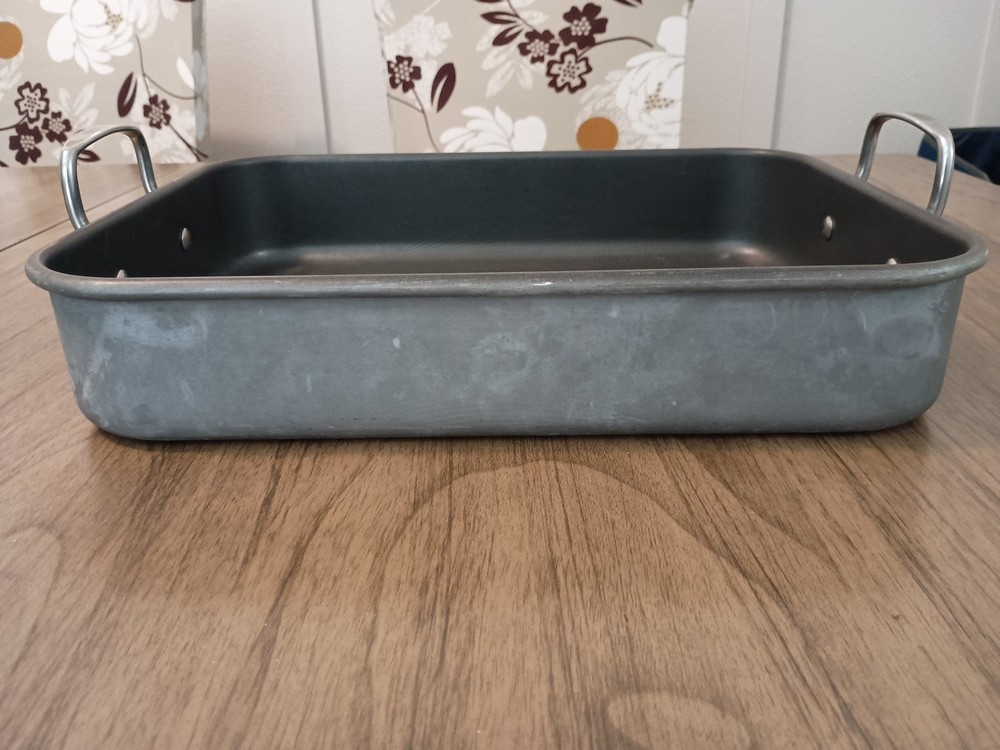 Circulon Rectangular Roaster Baker Baking Pan Slightly Used 12"x16"