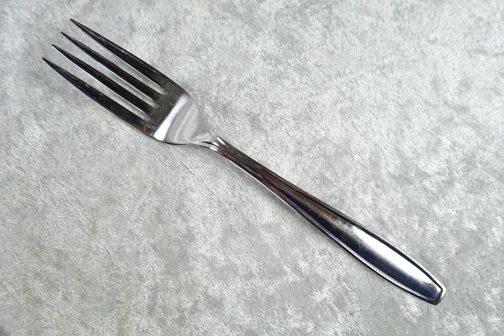 40 Pieces Vallarta Pattern Stainless Steel Flatware By Oneidacraft