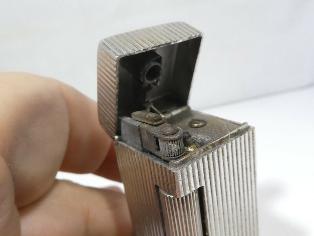 DUNHILL ROLLALITE TOWER TABLE LIGHTER