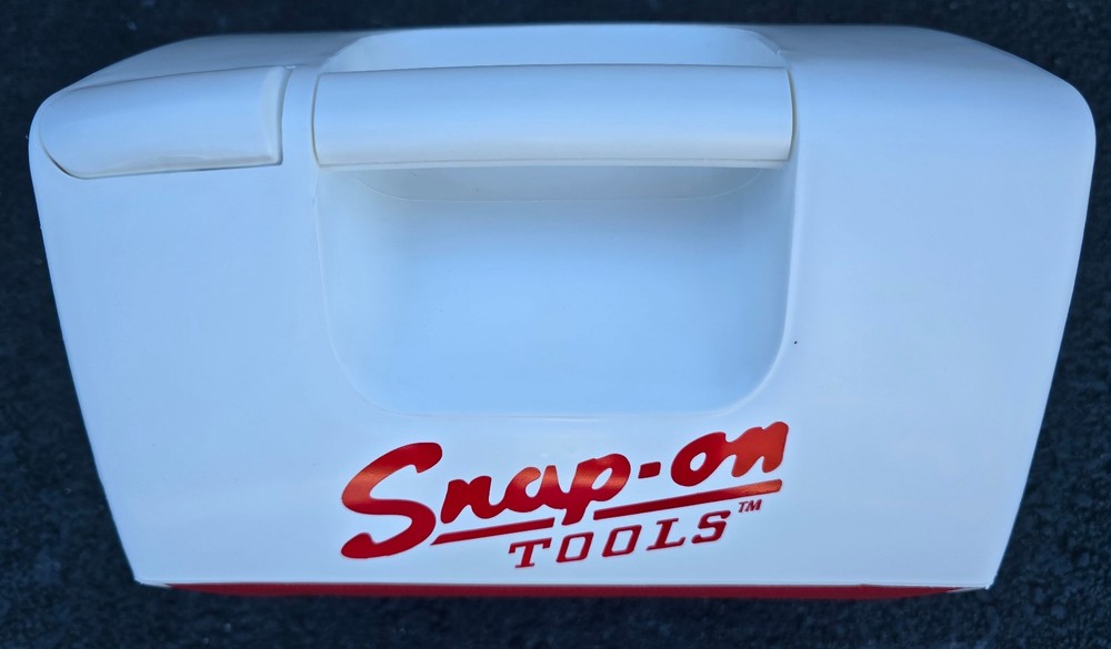 SNAP-ON TOOLS IGLOO COOLER RED & WHITE NEW