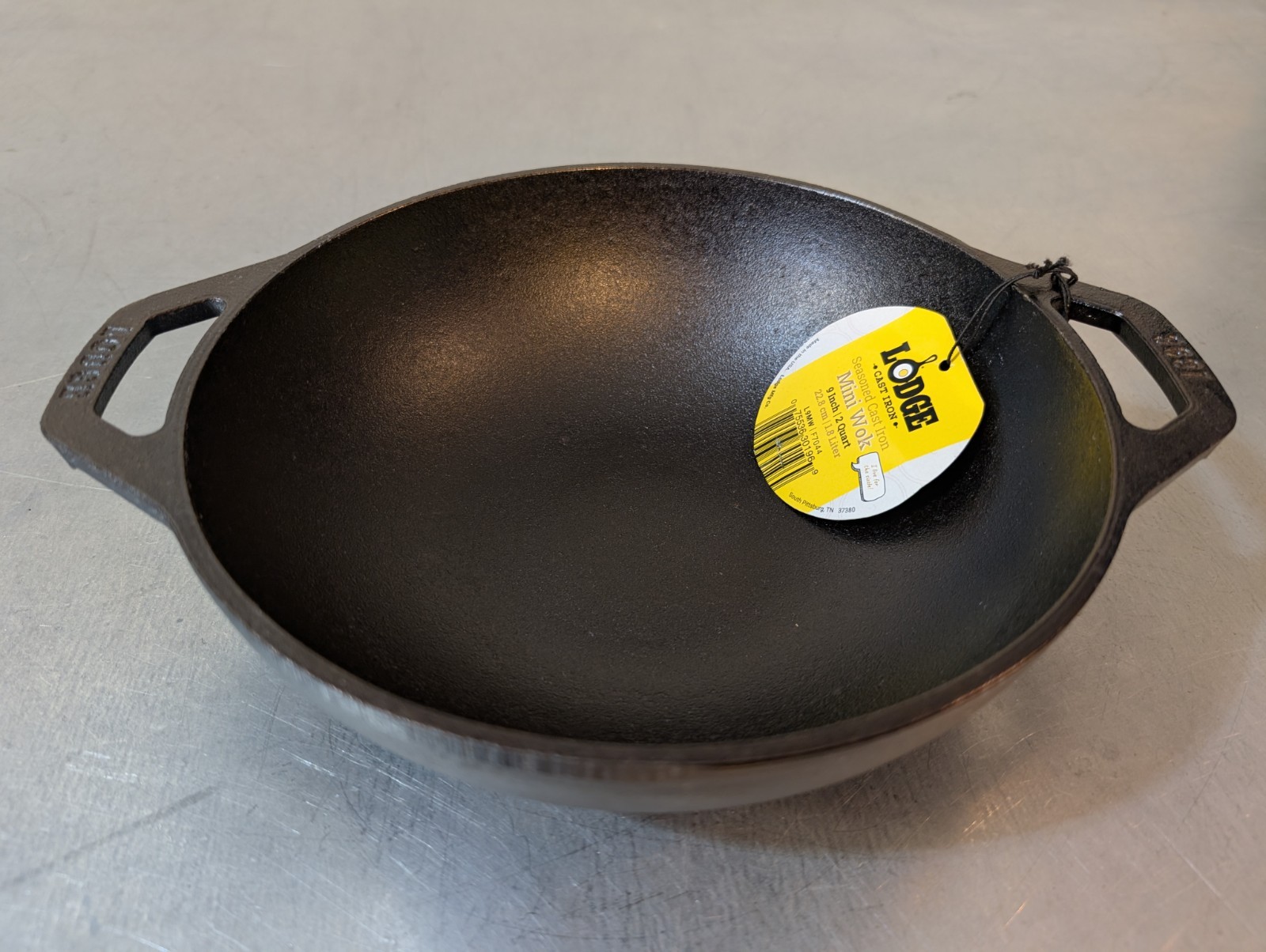 Lodge USA 9-Inch Seasoned Cast Iron Mini Wok Pan, New