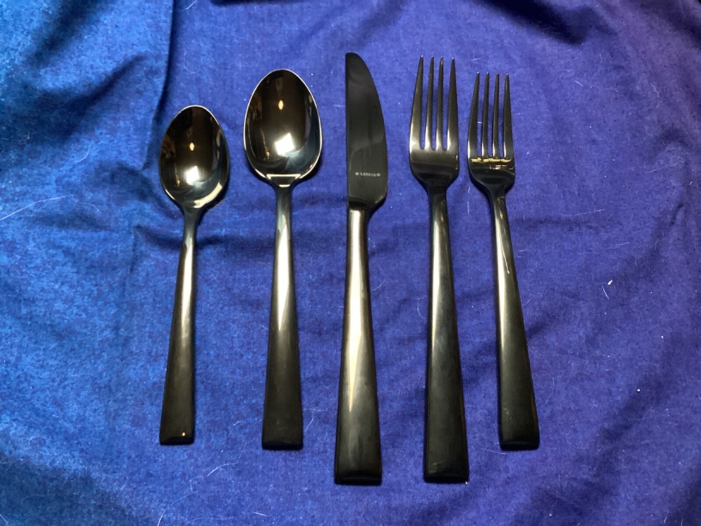 Lenox Colebrook Onyx 5 Pc place setting Flatware Glossy Elegant