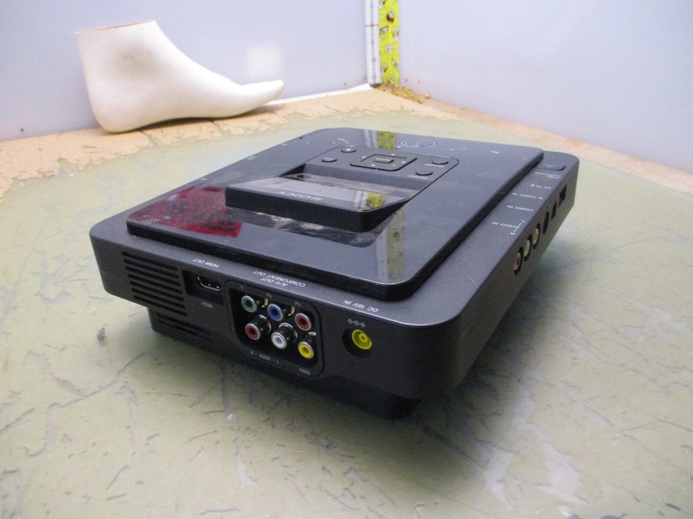 Sony VRD-MC10 Multi-Function Stand Alone DVD Recorder [2*H-33]