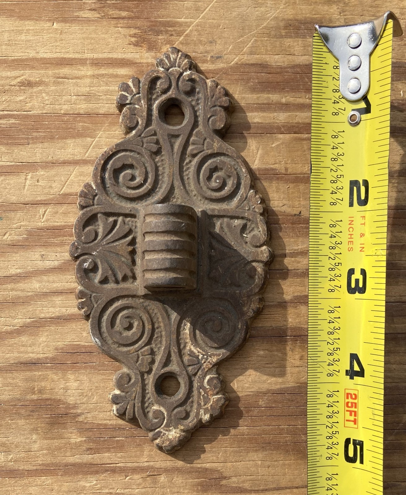 Antique Victorian Cast Iron Architectural Hardware Ornate Oil Lamp Wall Bracket