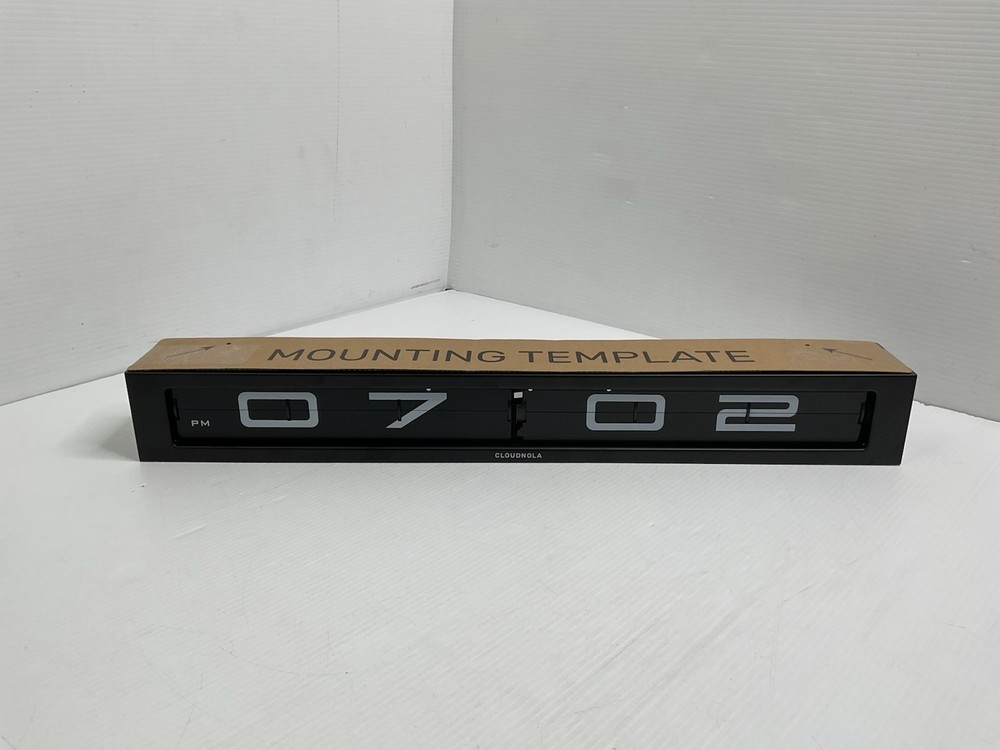 Cloudnola Flip Clock Wall Clock Plastic Black Wall Decor