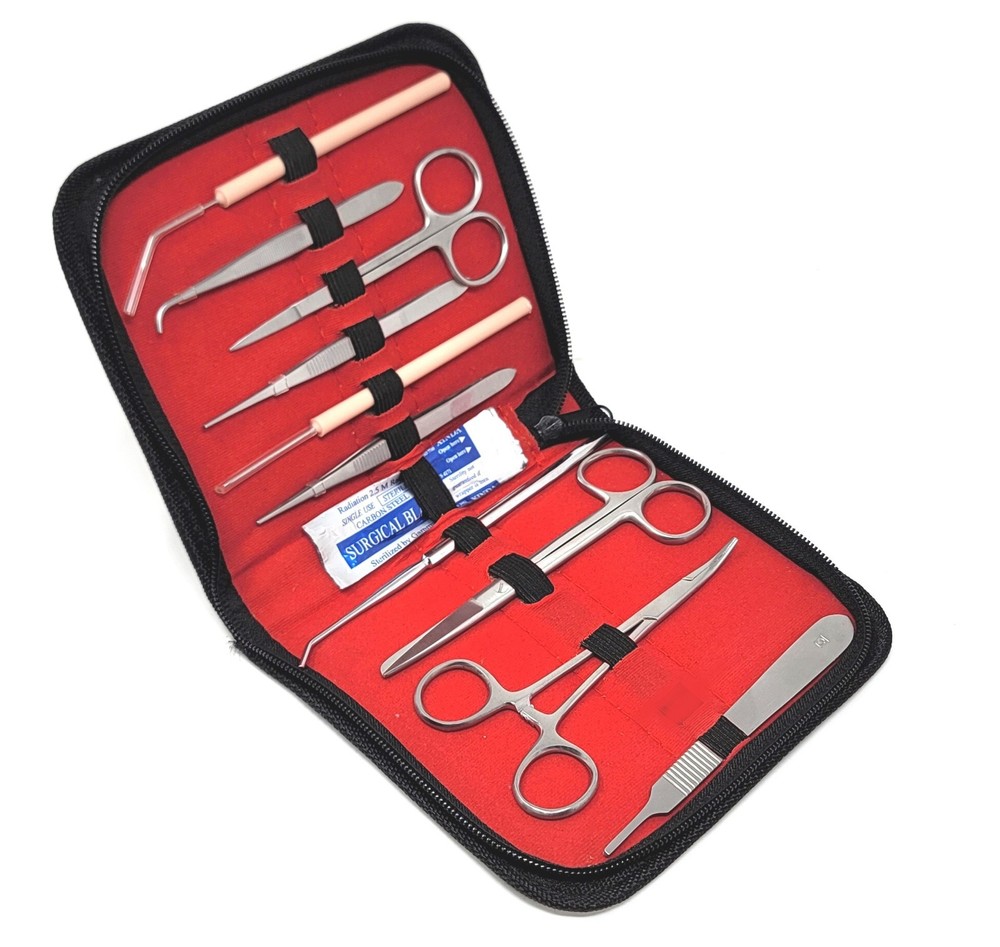 20 Pcs Dissecting Kit in a Carrying Case