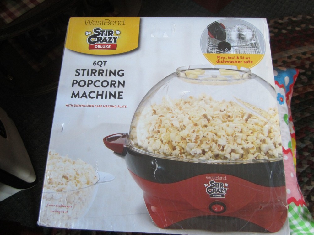 2014  West Bend  Stir Crazy Corn Popper 6 Quart ( NOS )