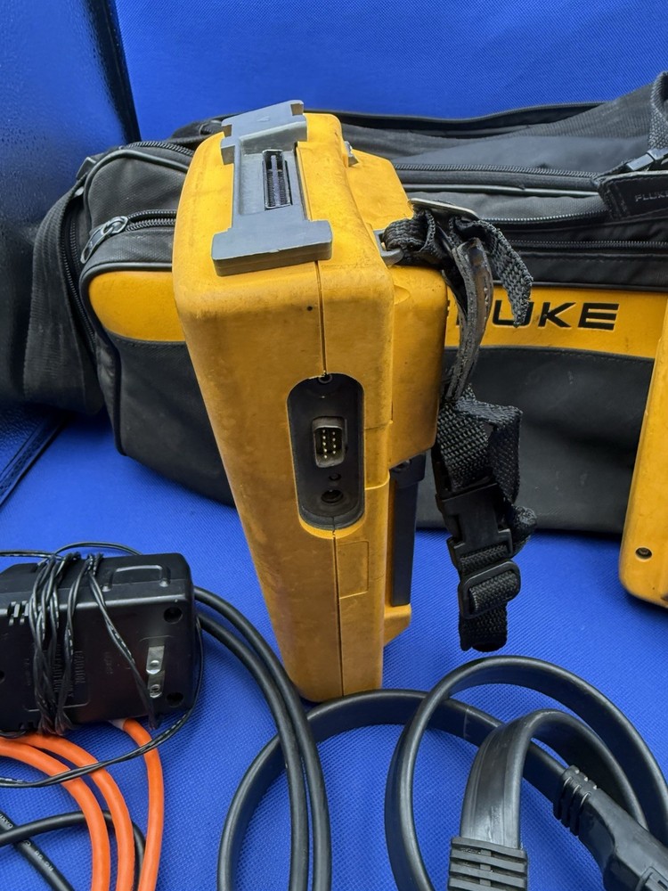 Fluke DSP-4000 Cable Analyzer 4000SR Kit