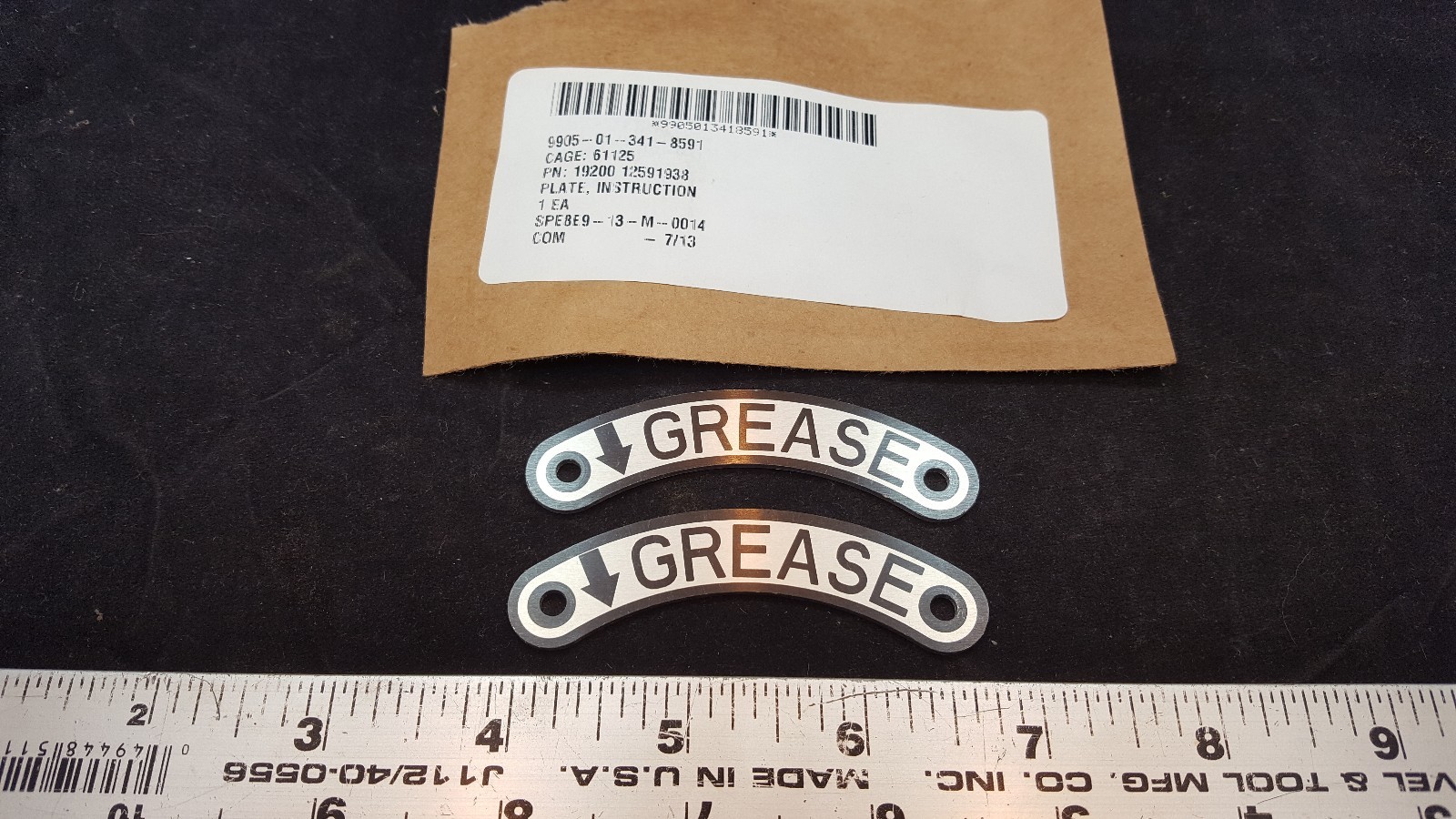 2 EACH GREASE DATA PLATES MILITARY CRANE LOADER FORKLIFT 12591938 CP5B14R