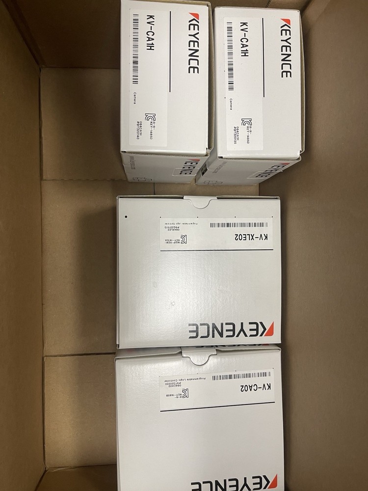 Keyence vision system w/ 2 Cameras