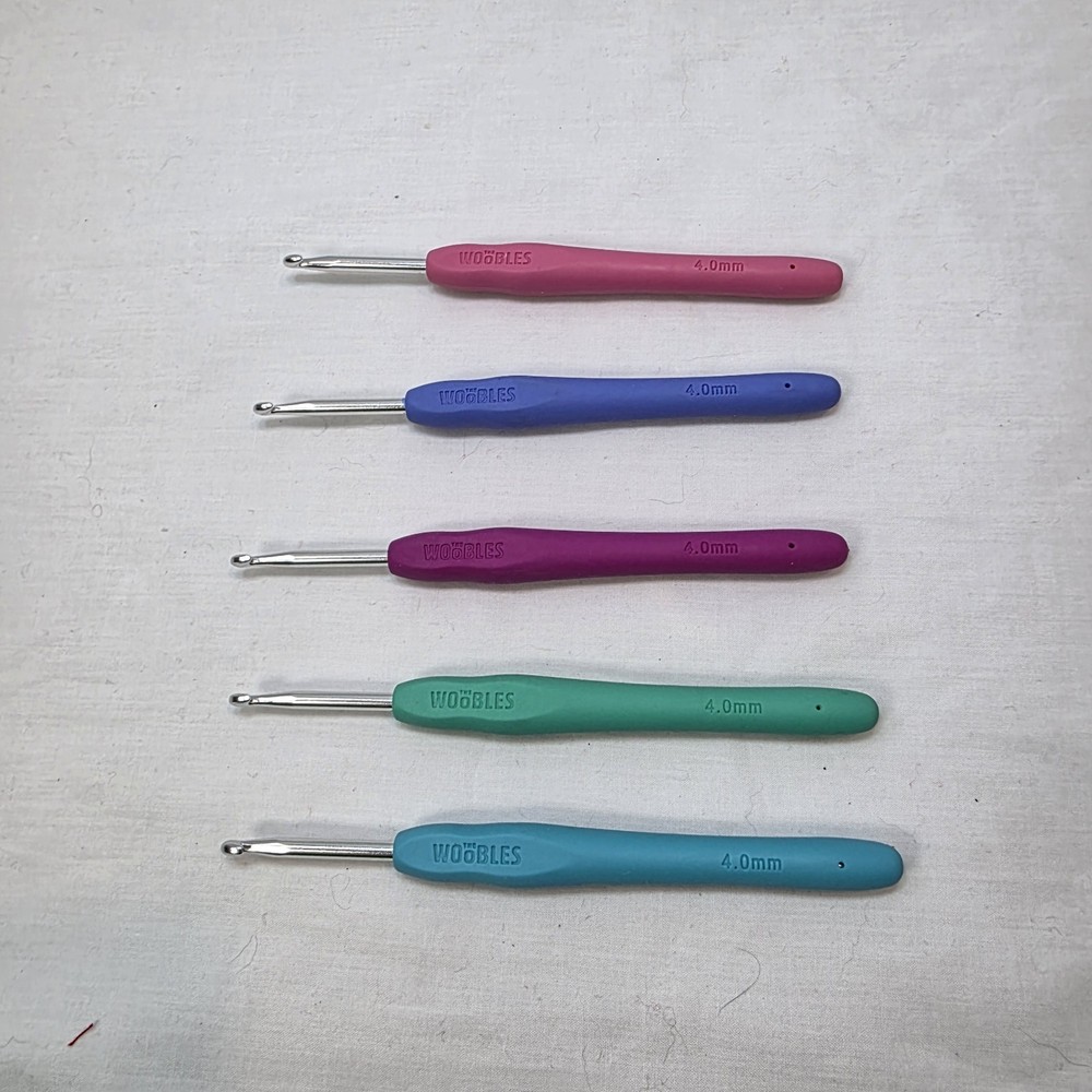 The Woobles Set 5 Colored Hooks