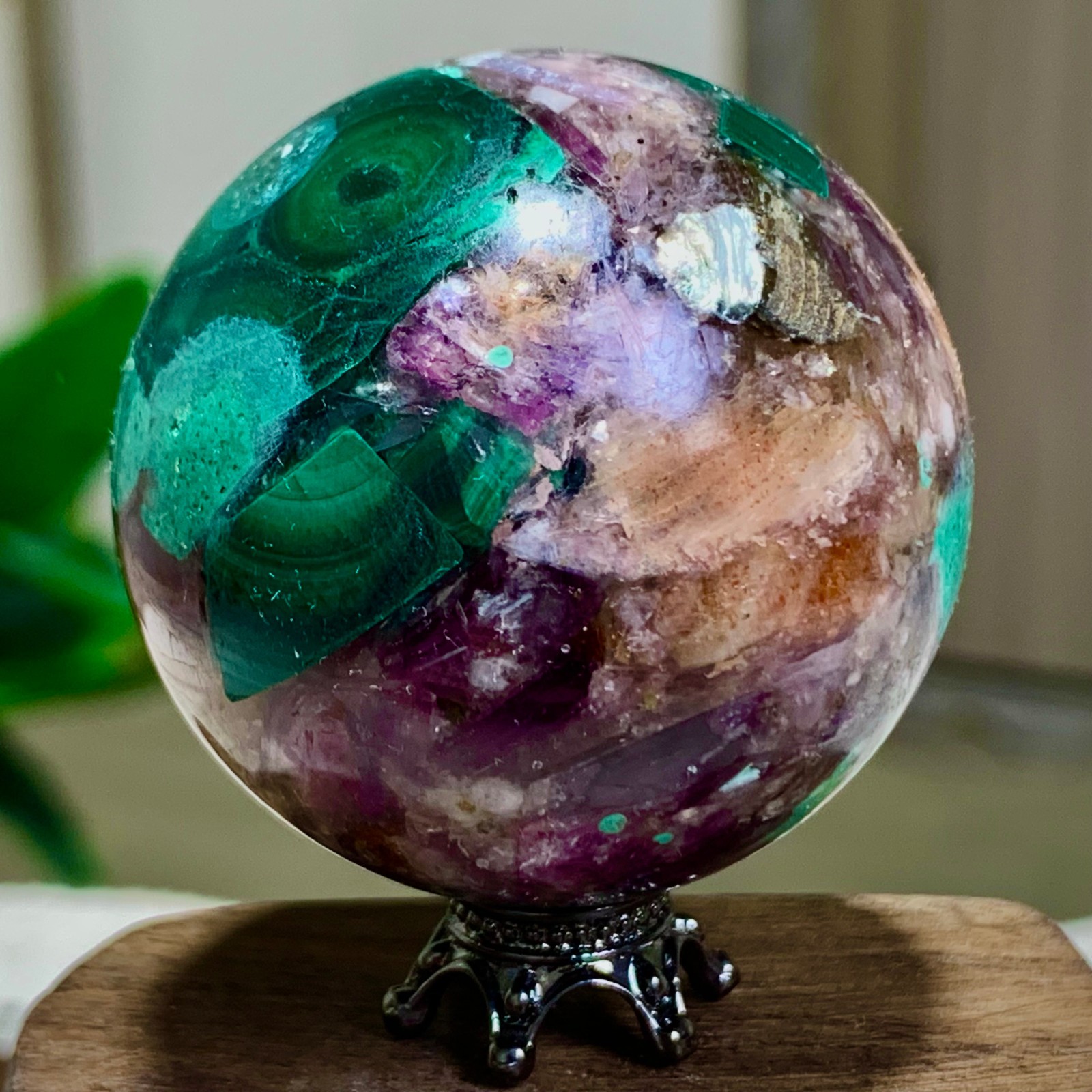 40G Newly discovered rare malachite purple mica symbiotic sphere restoration