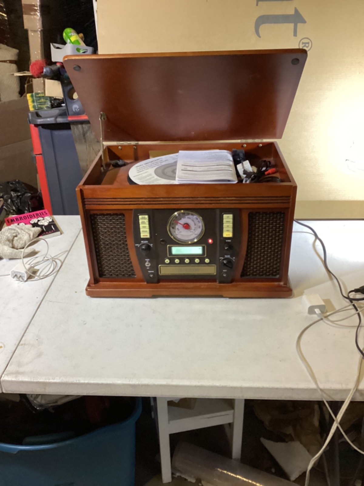 INNOVATIVE TECHNOLOGY ITVS-750B Functions Perfectly Record Player Never Used