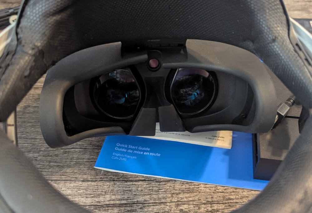 PlayStation VR Console (Includes Everything Excepts Headphones)